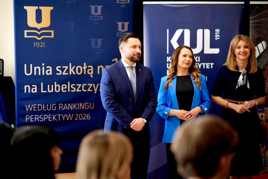 Utworzenie pierwszej klasy dyplomatyczno-prawniczej w III LO w Lublinie